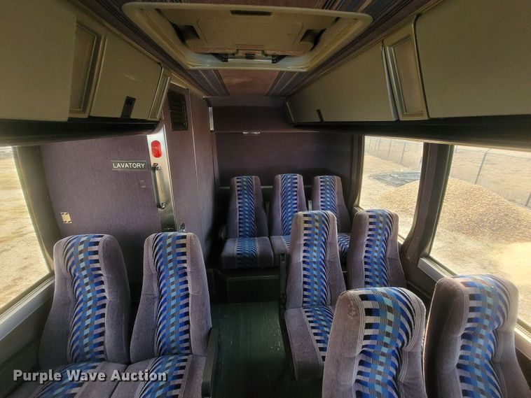 image for item MH9710 1999 Prevost 1999  coach bus