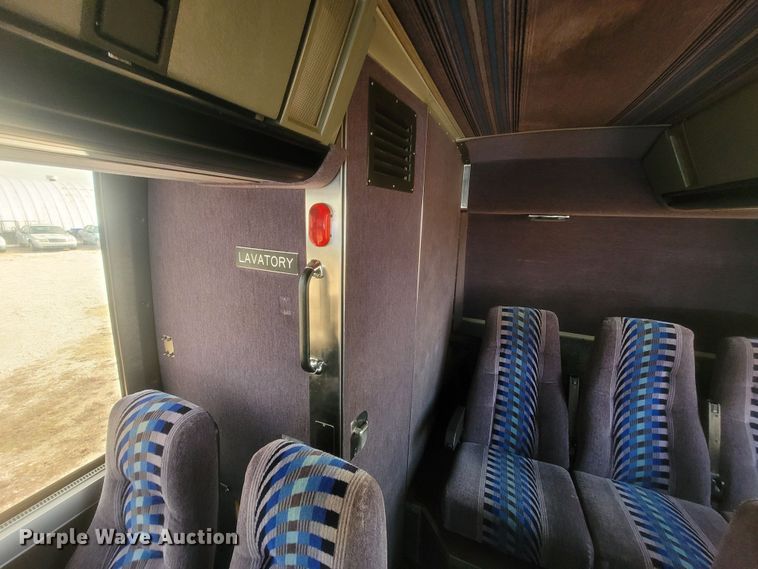 image for item MH9710 1999 Prevost 1999  coach bus