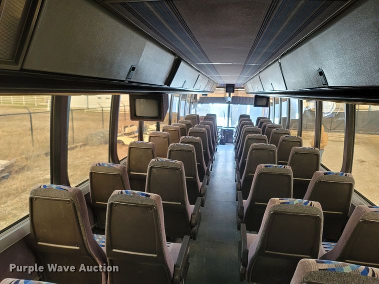 image for item MH9710 1999 Prevost 1999  coach bus