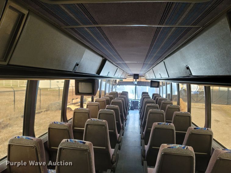 image for item MH9710 1999 Prevost 1999  coach bus