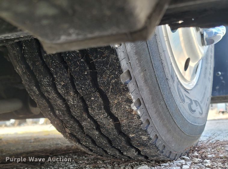 image for item MH9710 1999 Prevost 1999  coach bus