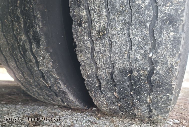 image for item MH9710 1999 Prevost 1999  coach bus