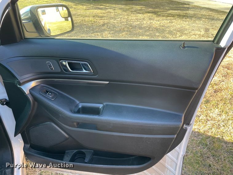 image for item MI9774 2018 Ford Explorer Police Interceptor  SUV