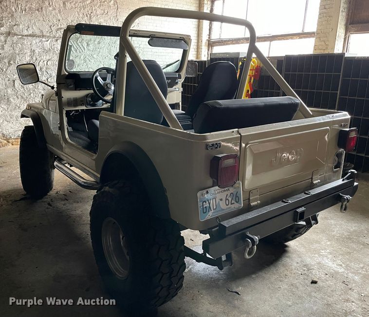 image for item MI9780 1985 AMC CJ7  SUV