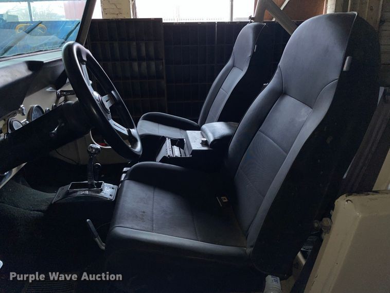 image for item MI9780 1985 AMC CJ7  SUV