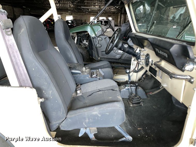 image for item MI9780 1985 AMC CJ7  SUV