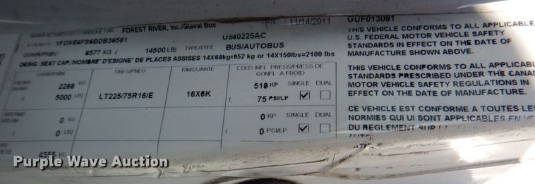 image for item MM9638 2011 Ford E450  shuttle bus