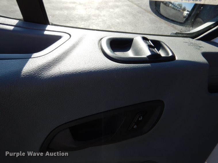 image for item MM9648 2016 Ford Transit  shuttle bus