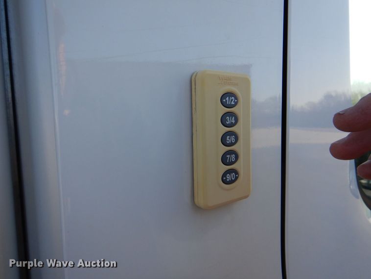 image for item MM9648 2016 Ford Transit  shuttle bus