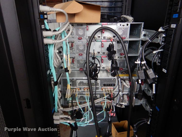 image for item MM9665 HP  server rack