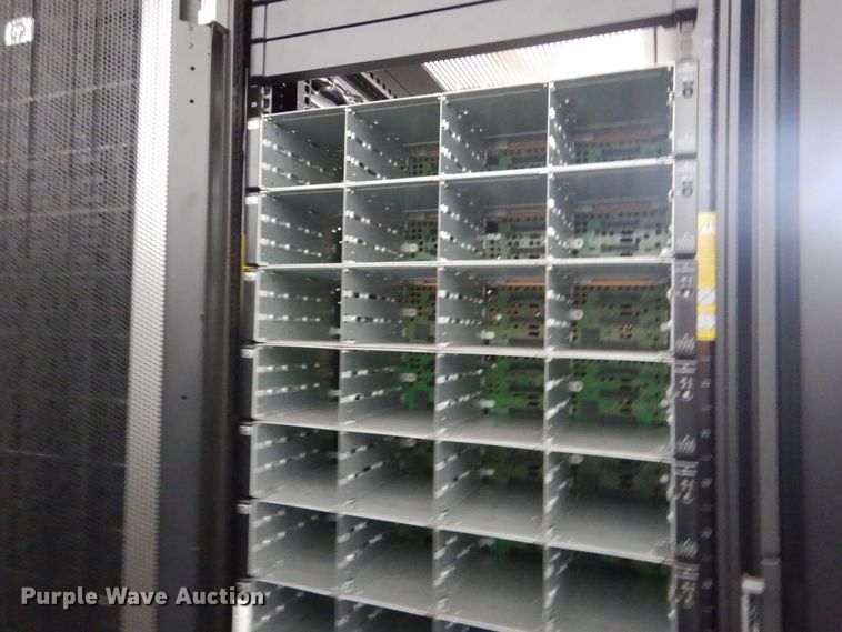 image for item MM9666 HP  server rack