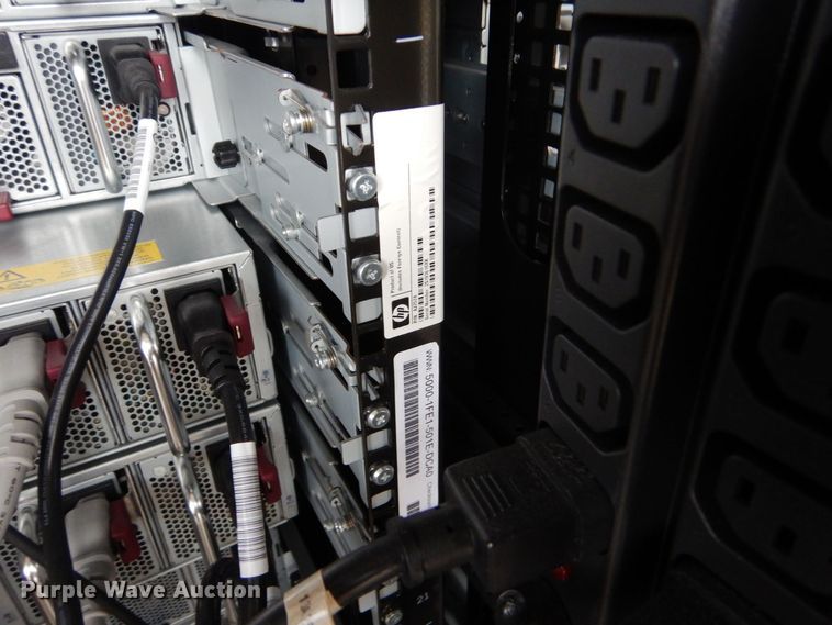 image for item MM9666 HP  server rack