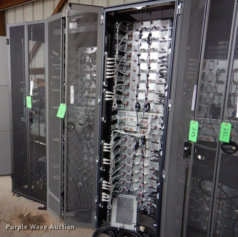 image for item MM9667 HP  server rack