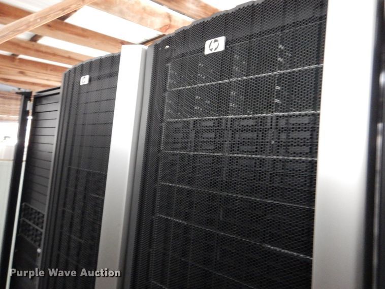 image for item MM9667 HP  server rack