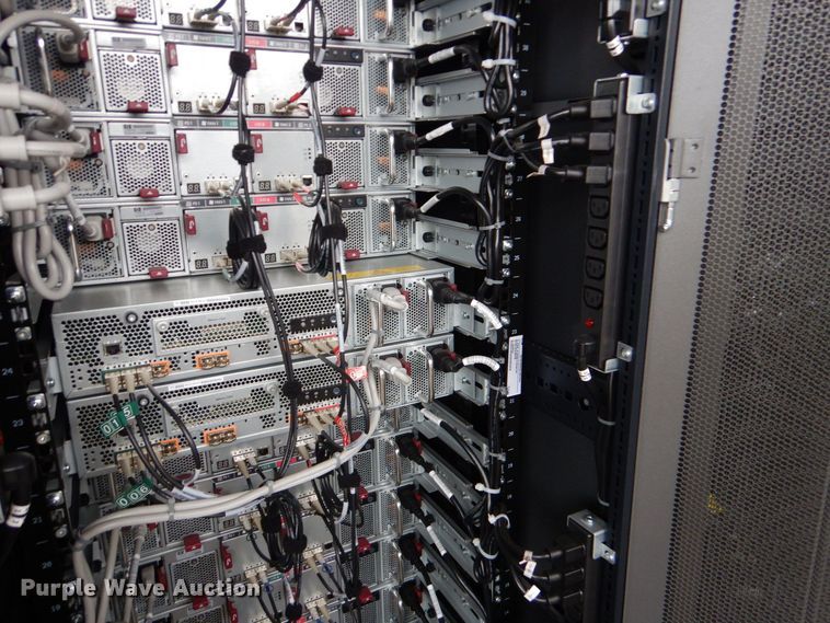 image for item MM9667 HP  server rack