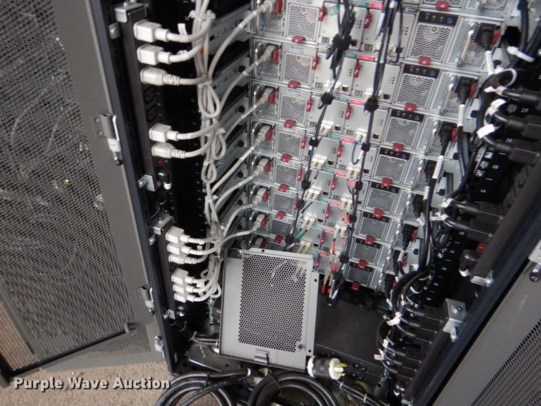 image for item MM9667 HP  server rack