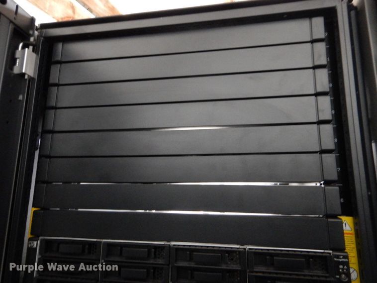 image for item MM9668 HP  server rack