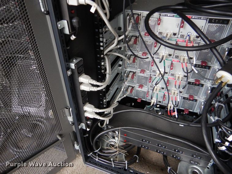 image for item MM9668 HP  server rack