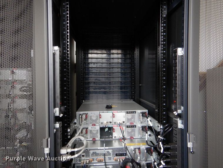 image for item MM9669 HP  server rack