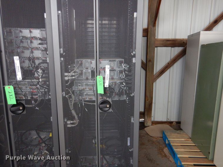 image for item MM9669 HP  server rack