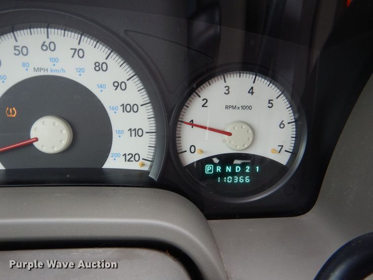 image for item MM9681 2010 Dodge Dakota  Crew Cab pickup truck