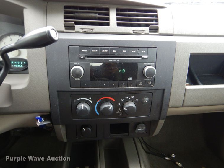 image for item MM9681 2010 Dodge Dakota  Crew Cab pickup truck