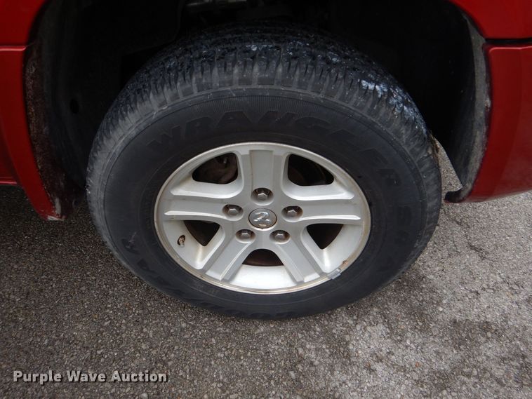 image for item MM9681 2010 Dodge Dakota  Crew Cab pickup truck