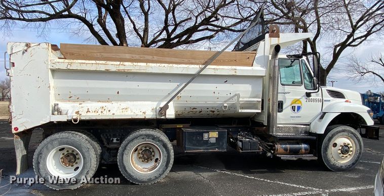 image for item MM9696 2008 International WorkStar 7400 dump truck