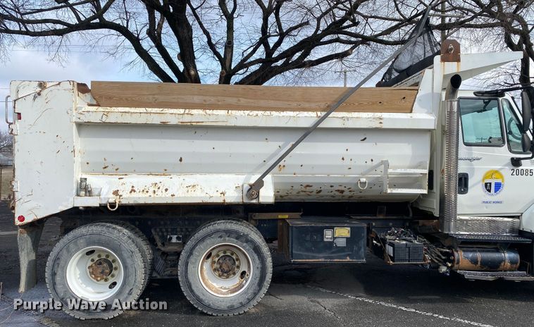 image for item MM9696 2008 International WorkStar 7400 dump truck