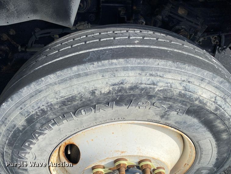 image for item MM9696 2008 International WorkStar 7400 dump truck