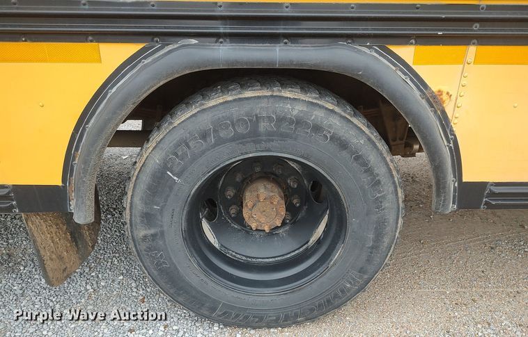 image for item MM9933 1998 Blue Bird TC2000  school bus