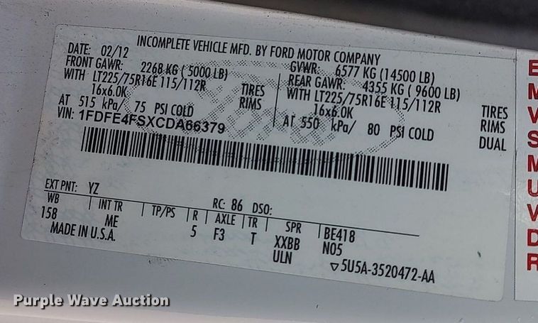 image for item MM9966 2012 Ford E450 Super Duty  shuttle bus