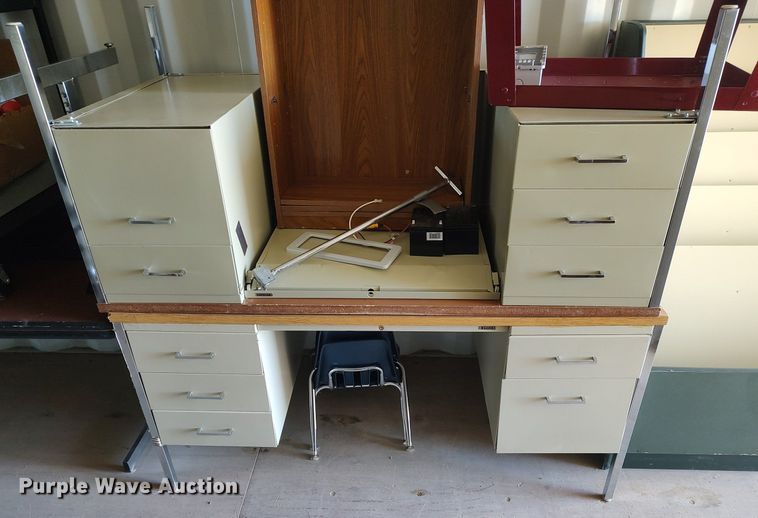 image for item MM9981 Furniture