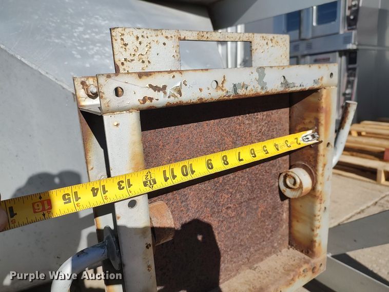 image for item MM9984 AAF Skimmer  dust collector