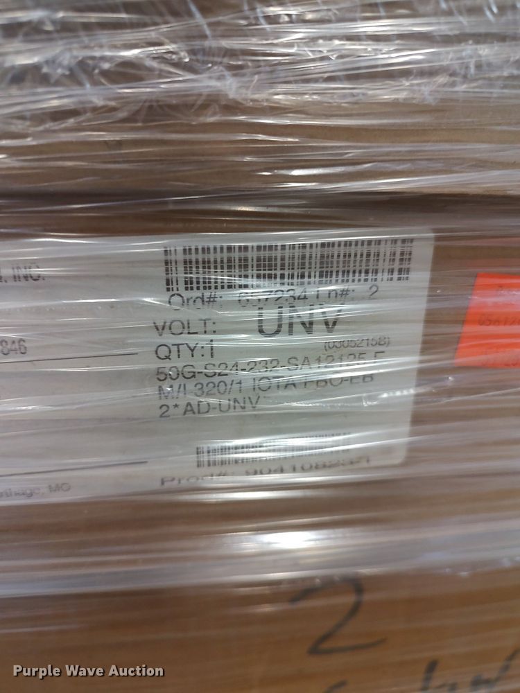 image for item MM9985 (3) pallets of light fixtures