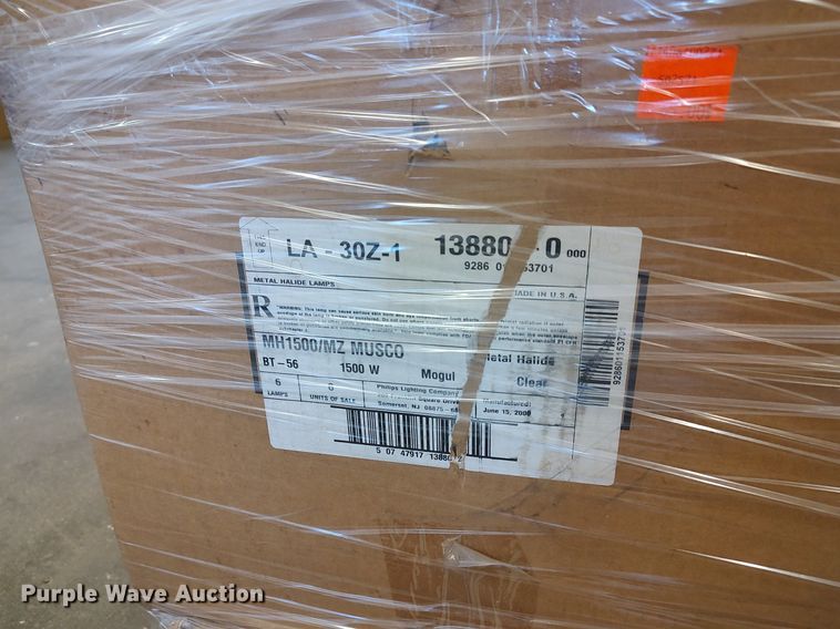 image for item MM9986 (2) pallets of light fixtures