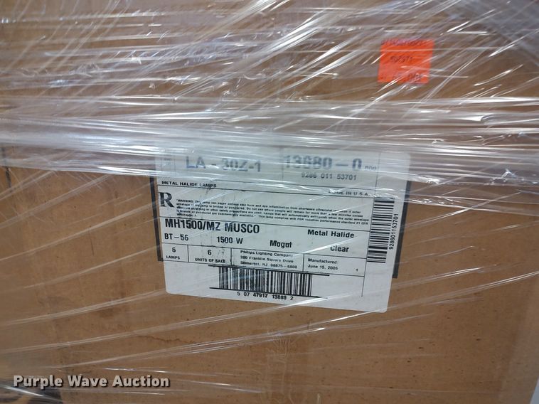 image for item MM9986 (2) pallets of light fixtures