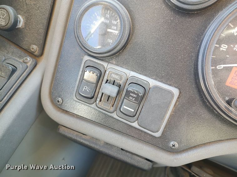 image for item MM9987 2010 Blue Bird  school bus