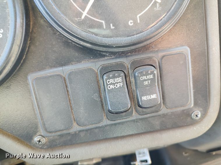 image for item MM9987 2010 Blue Bird  school bus