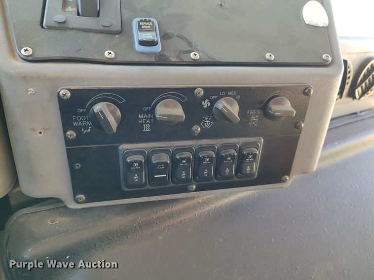 image for item MM9987 2010 Blue Bird  school bus