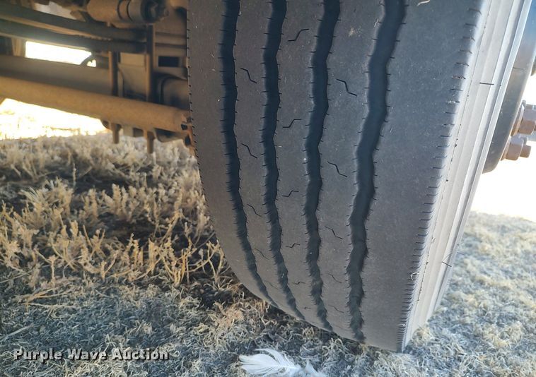 image for item MM9987 2010 Blue Bird  school bus