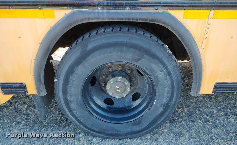 image for item MM9987 2010 Blue Bird  school bus