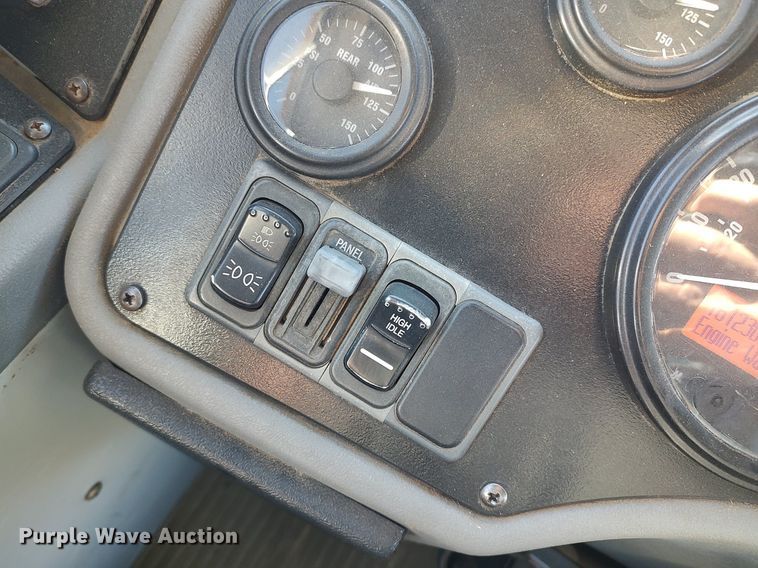 image for item MM9988 2008 Blue Bird  school bus