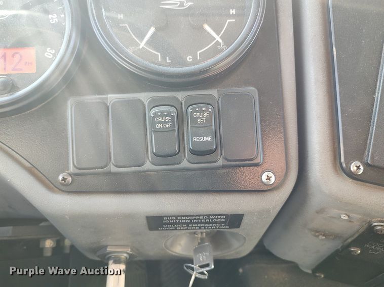 image for item MM9988 2008 Blue Bird  school bus