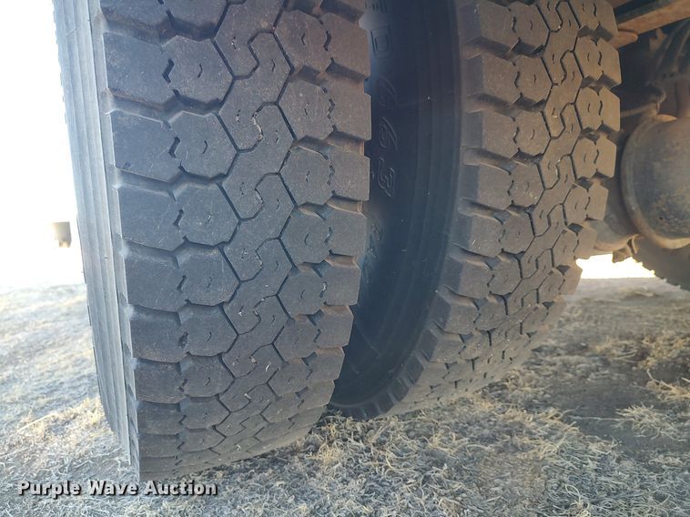 image for item MM9988 2008 Blue Bird  school bus