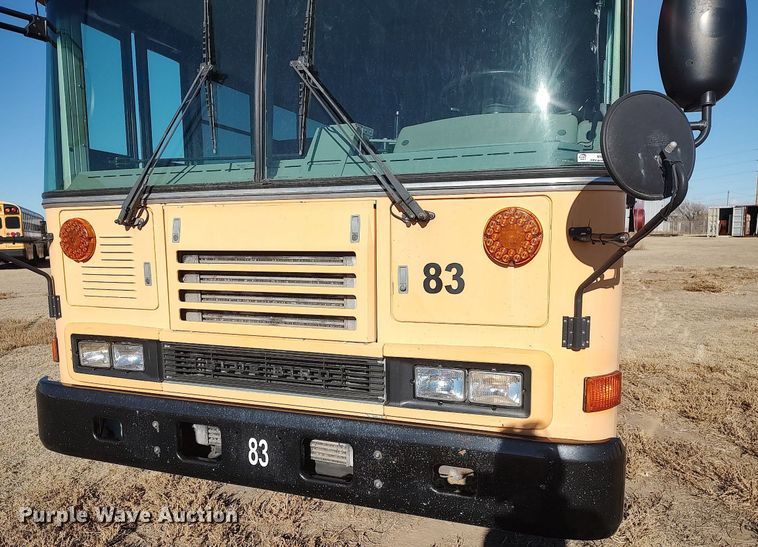 image for item MM9989 2006 Blue Bird  school bus
