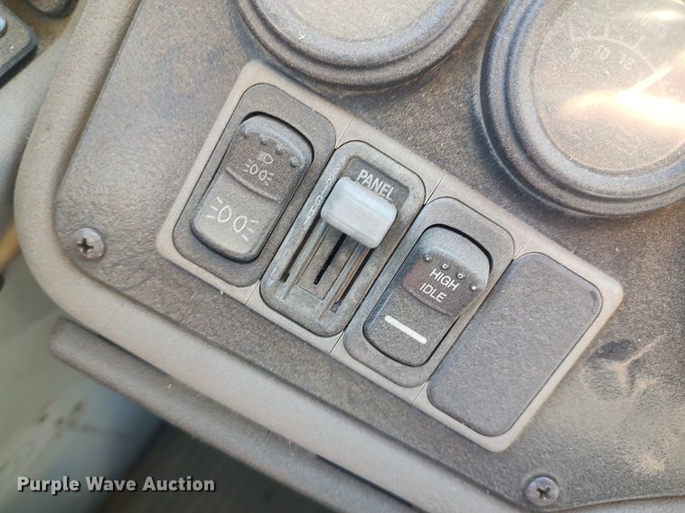 image for item MM9989 2006 Blue Bird  school bus