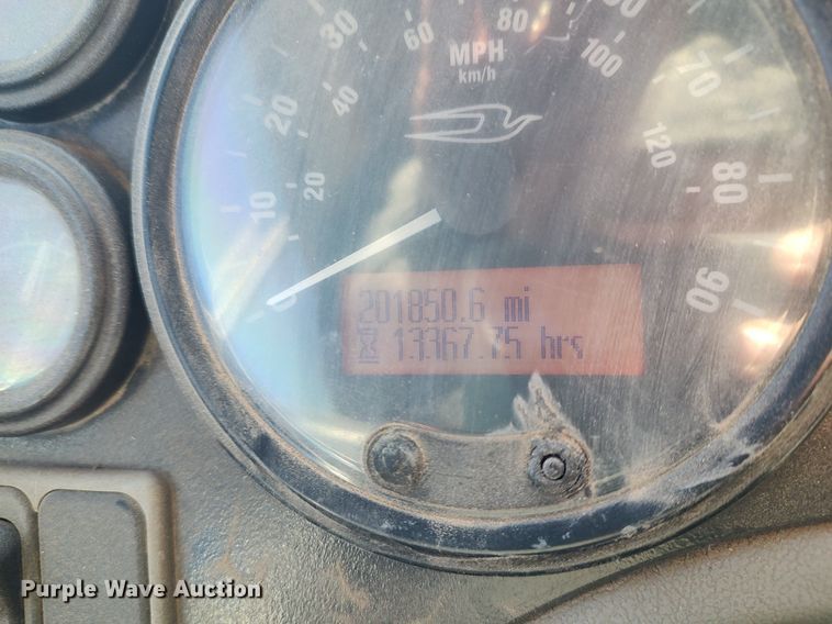 image for item MM9989 2006 Blue Bird  school bus