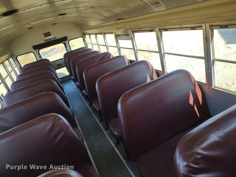 image for item MM9989 2006 Blue Bird  school bus