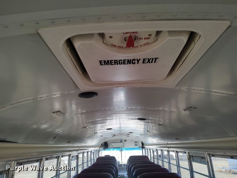 image for item MM9989 2006 Blue Bird  school bus